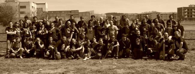.: Foto de grupo en Sepia :.
