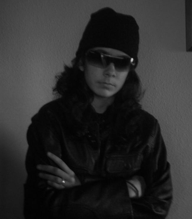 Beelzenef es otra fotomatona