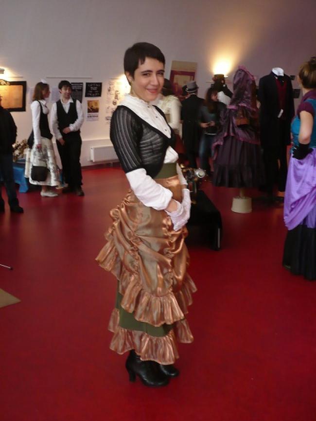 Lúa as Grace O'Brien