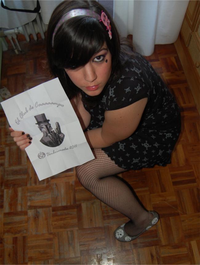 61. Vestido de emo