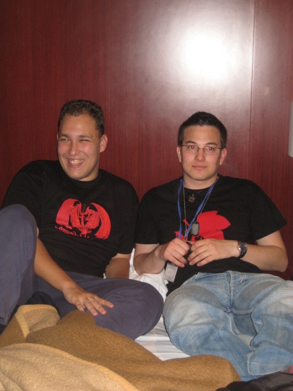 [Sábado] Habitantes de la 210