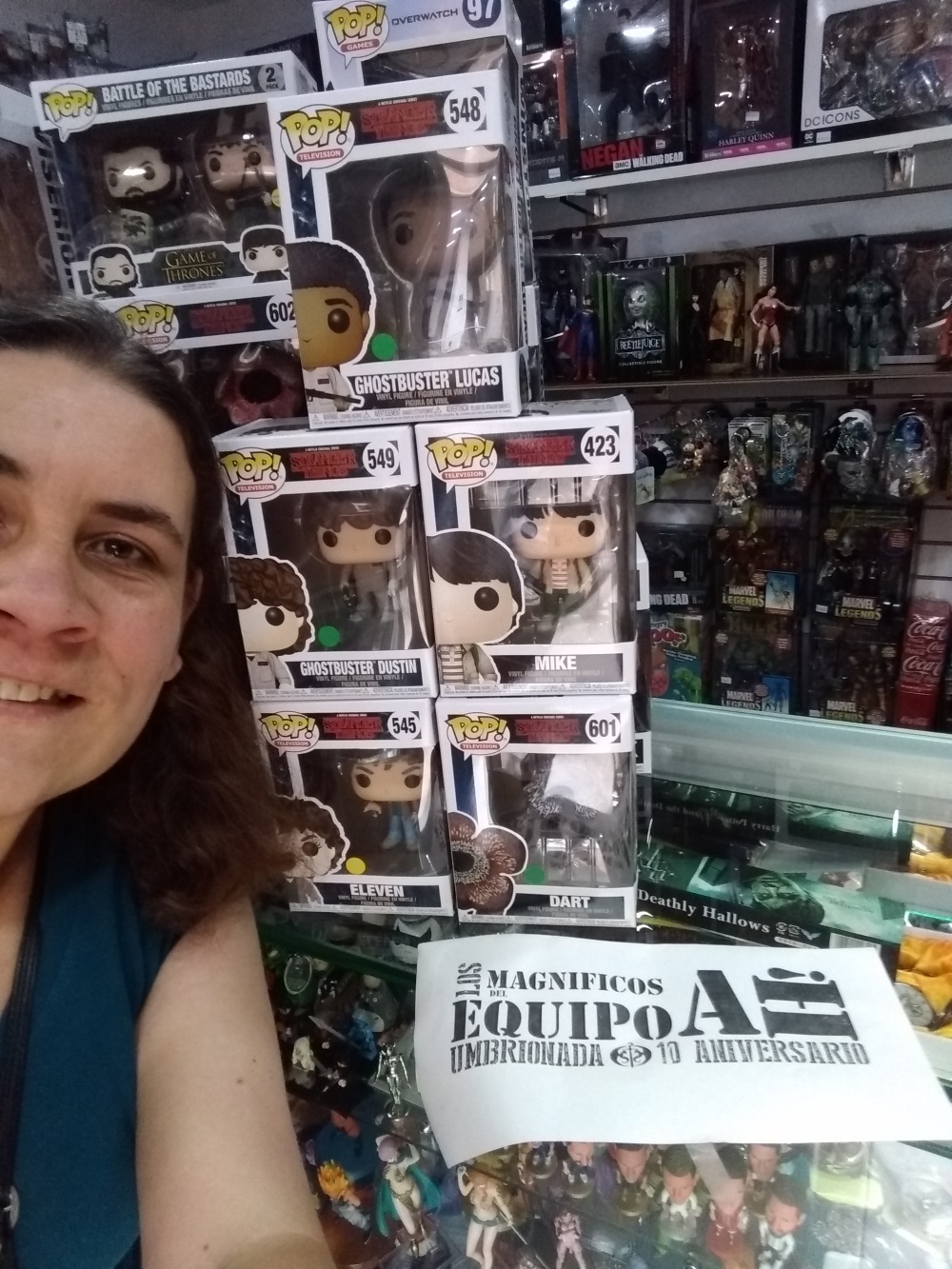 46. Con al menos 5 muñecos Funko de Stranger Things. +1 al equipo que más muñecos presente.