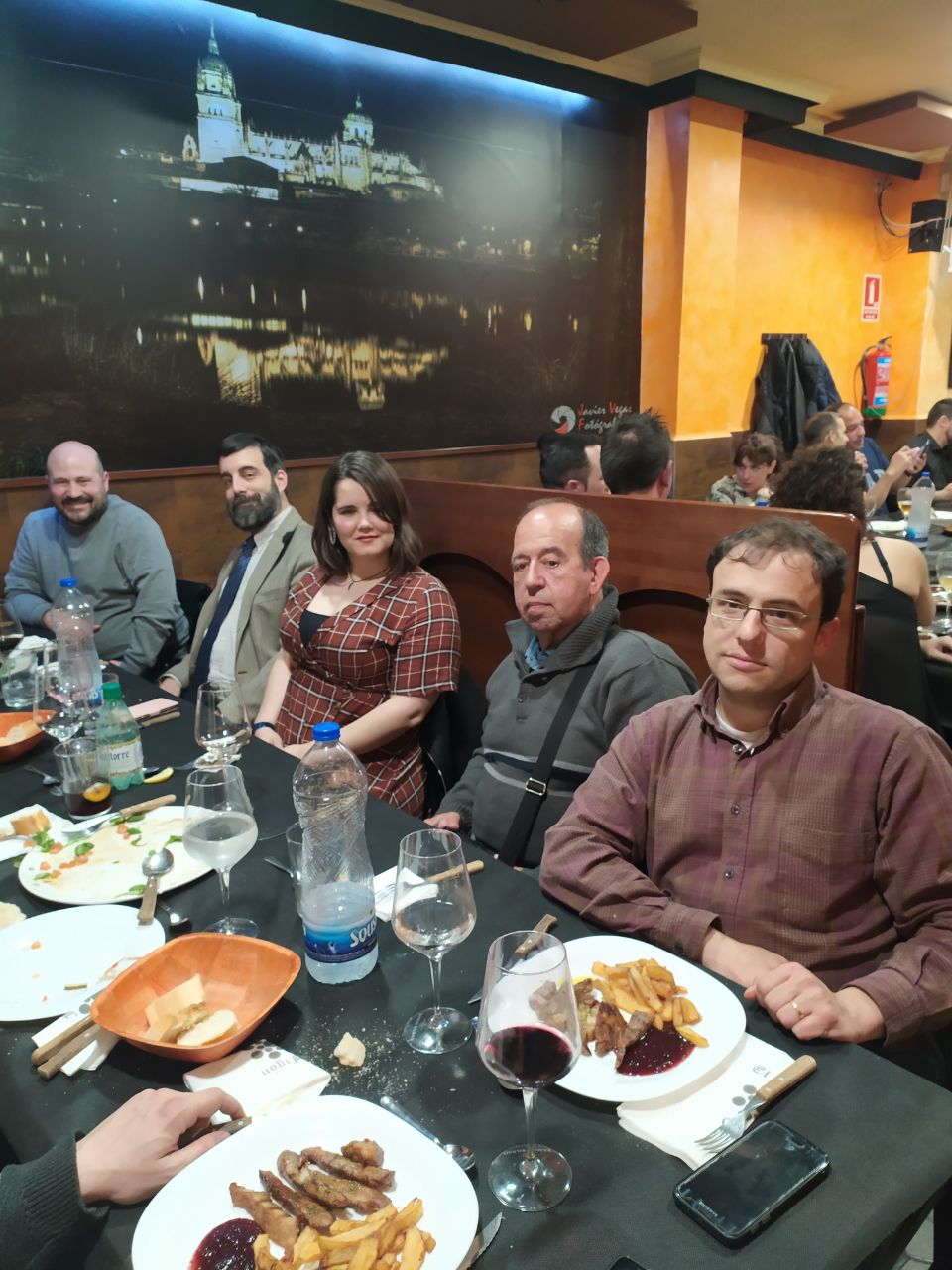 KDD 2019 - Cena Viernes (2)