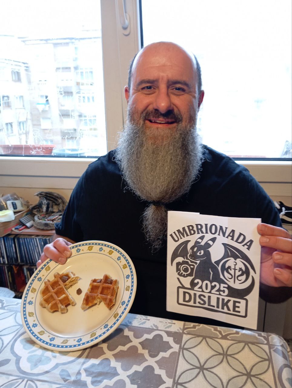 49 -  Con una comida que tenga aspecto de videojuego (no que salga en un videojuego)
