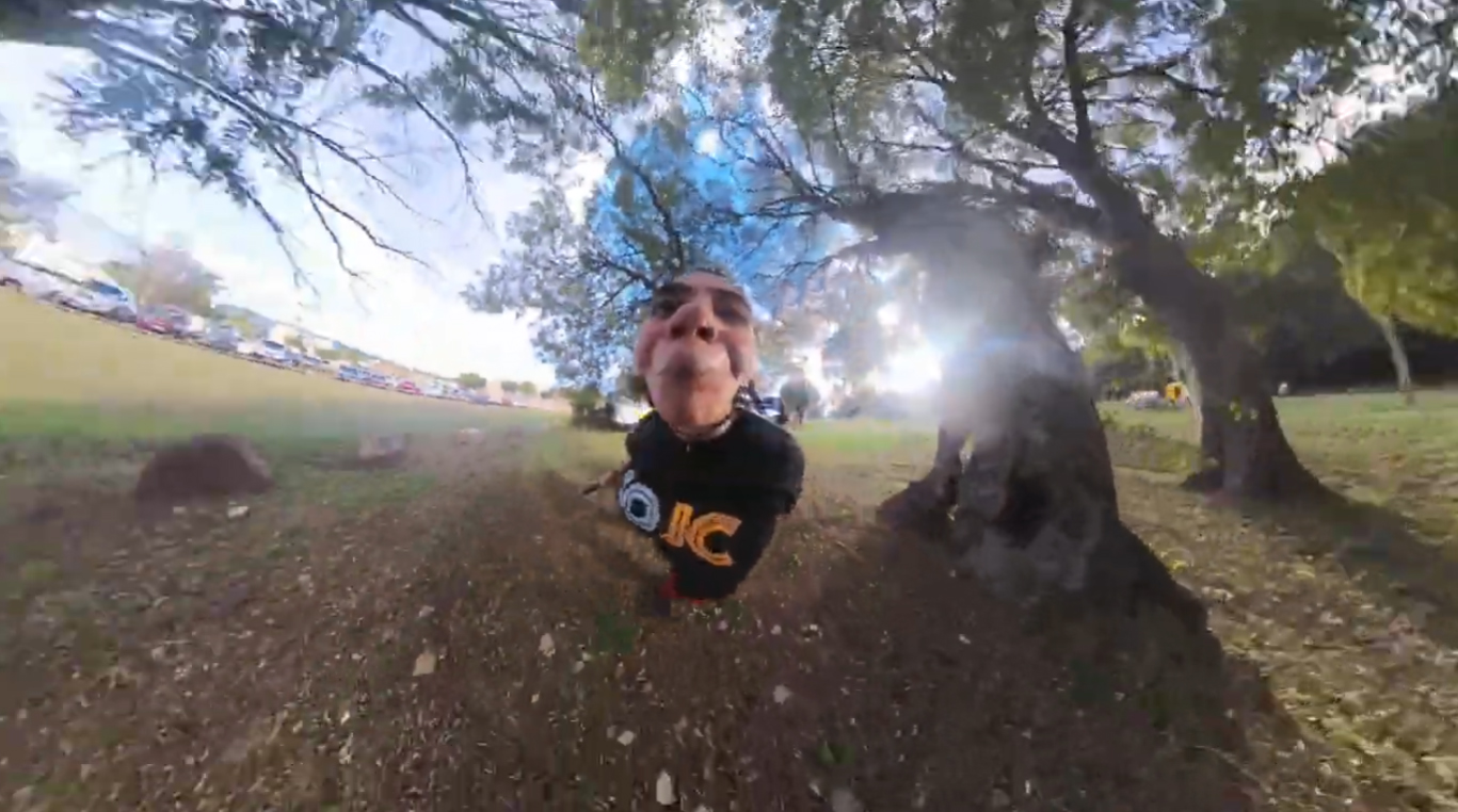 video 3- Hacer el vuelo de la abeja o el moscardón con una cámara insta 360