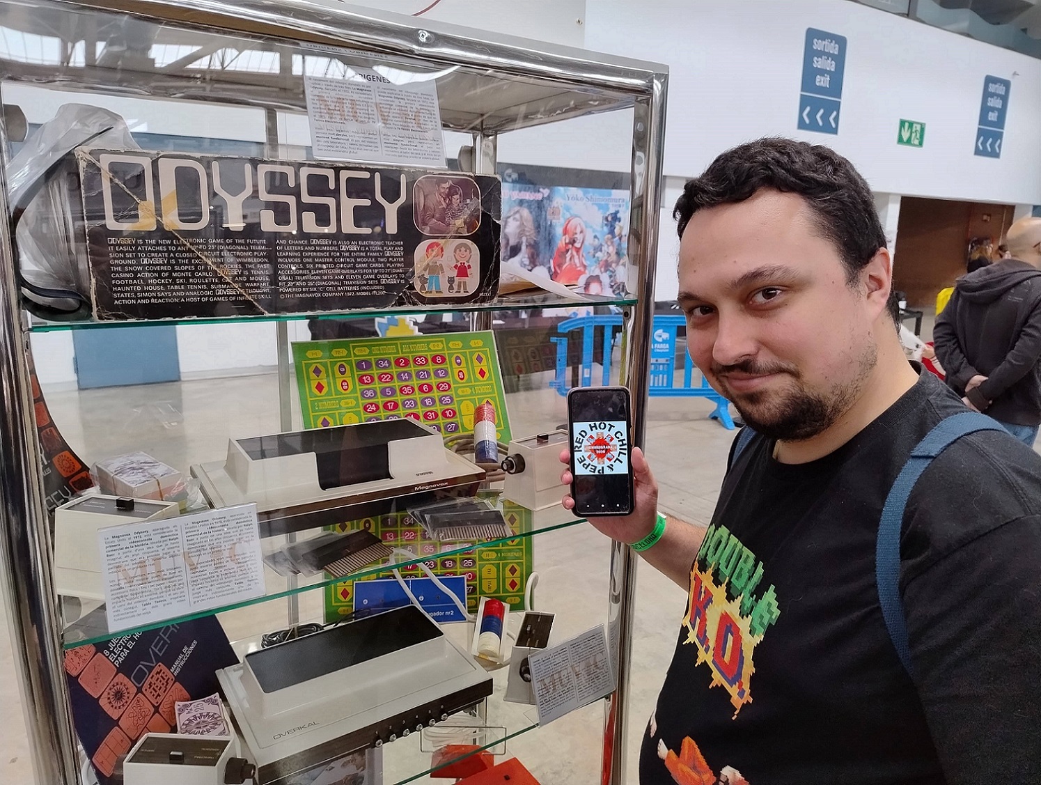 15. Con una consola Magnavox Odyssey