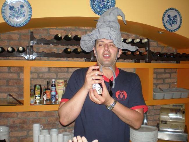 El demiurgo da las gracias