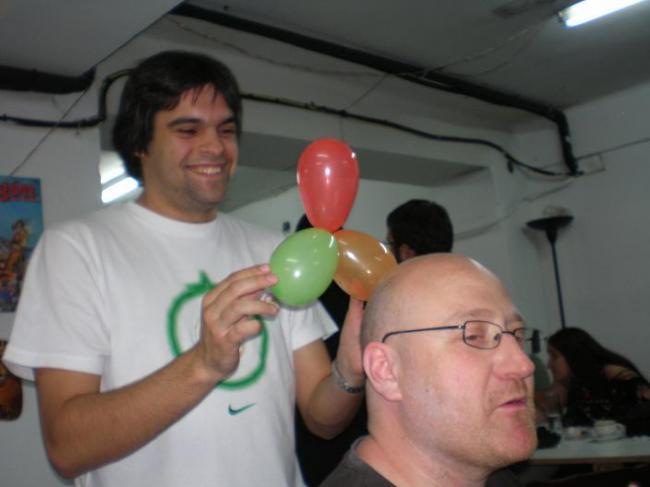 Khogo coronando a Calaboso como dios