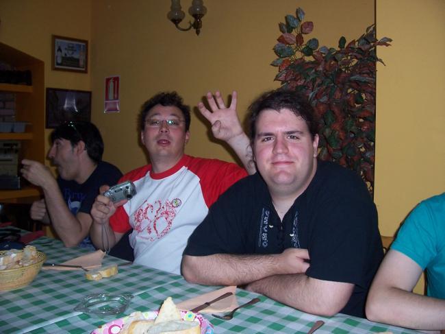 enosh y meine kleine