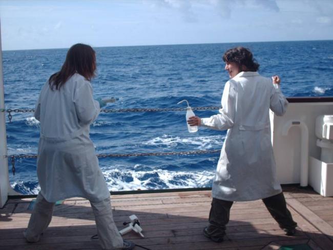 Mariachi vs Lúa, combate en cubierta