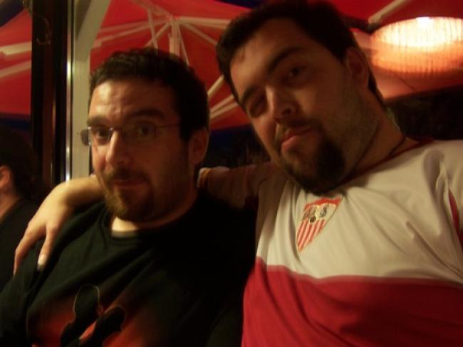 Jupiter Jones y Adso: Flipa, flipa, los dos con novia. Inexplicable, viendo lo que hay.