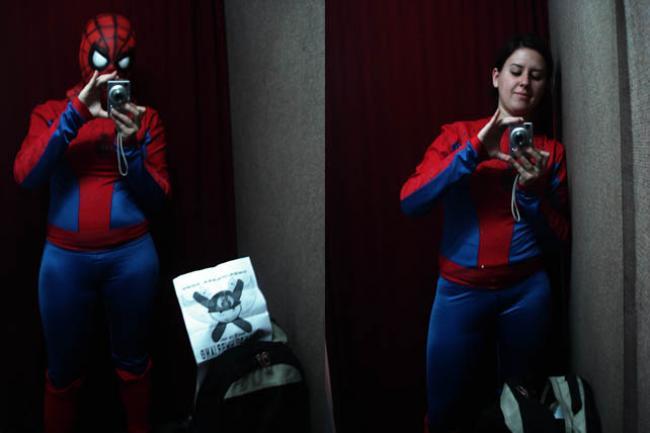 106. Una umbriana con el traje de Spiderman