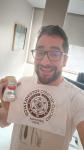 39 - Con N latas de cerveza de diferentes marcas, siendo N el número de días transcurridos desde el inicio de la Umbrionada.