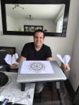 99 - Con un avioncito de papel de la pàgina web https://www.foldnfly.com/
